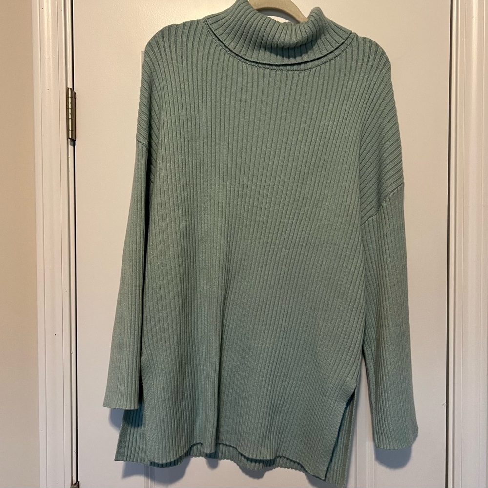 Women's Ribbed Turtleneck Sweater - Blue